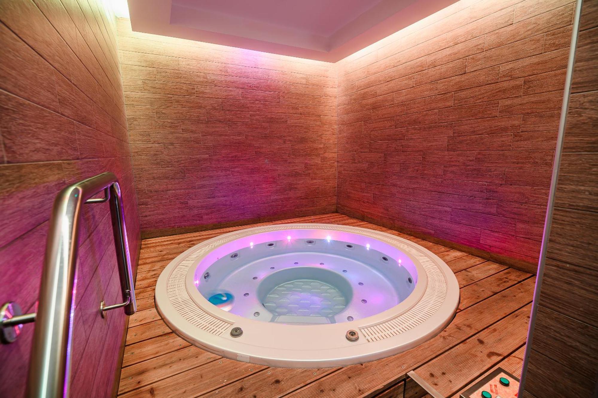Glamping Maleric With Natural Pool Dragatus ภายนอก รูปภาพ